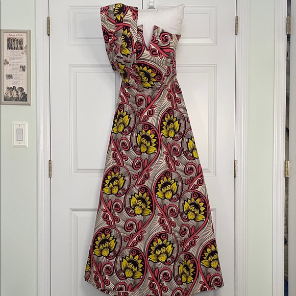 Anthropologie Vibrant Floral Maxi Dress - Picture 2 of 8